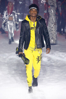 Philipp Plein Fall 2018 Ready-to-Wear Филипп Плейн осень зима 2018 коллекция неделя моды в Нью Йорке Mainstyles